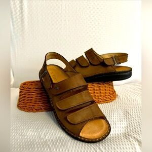 Finn comfort Germany Women Brown Leather Sandals MADE‎ IN GERMANY